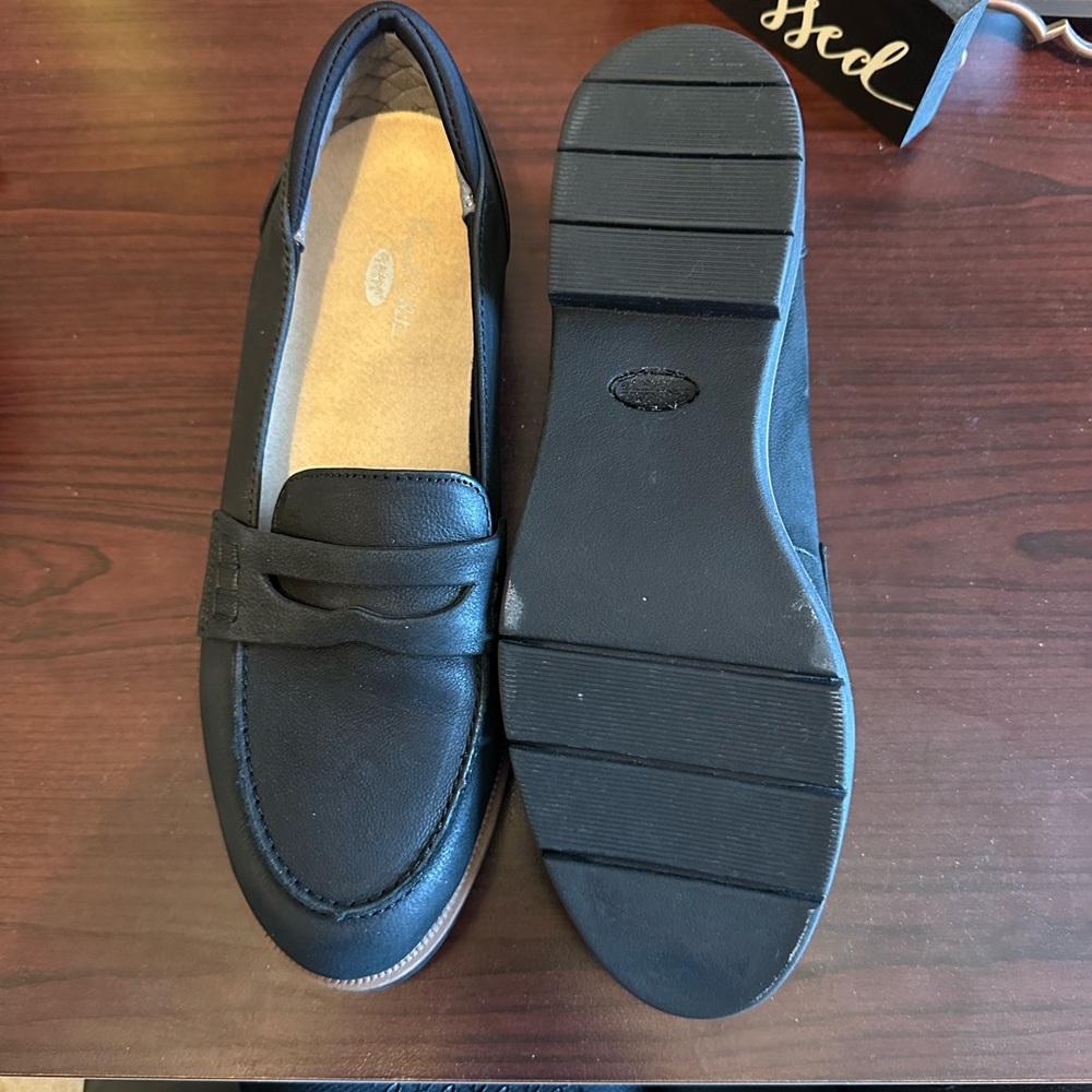 Dr. Scholl's Black Loafers for Women